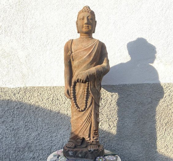 AlpenRetreat Austria Buddha statue