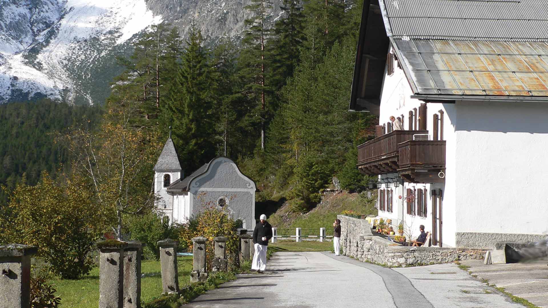 Alpen retreat austria outside view